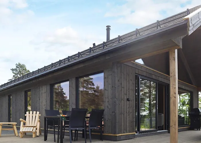 10 Person In * Sondeled