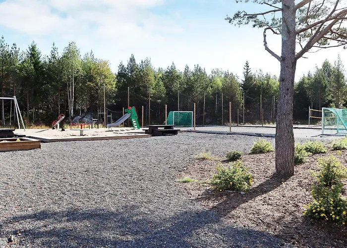 10 Person In * Sondeled